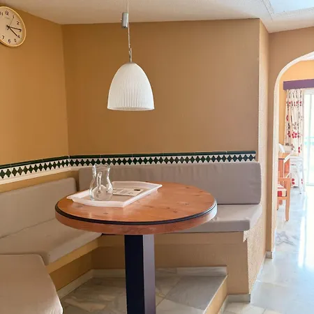 Апартаменти Altamira Tenerife Acces